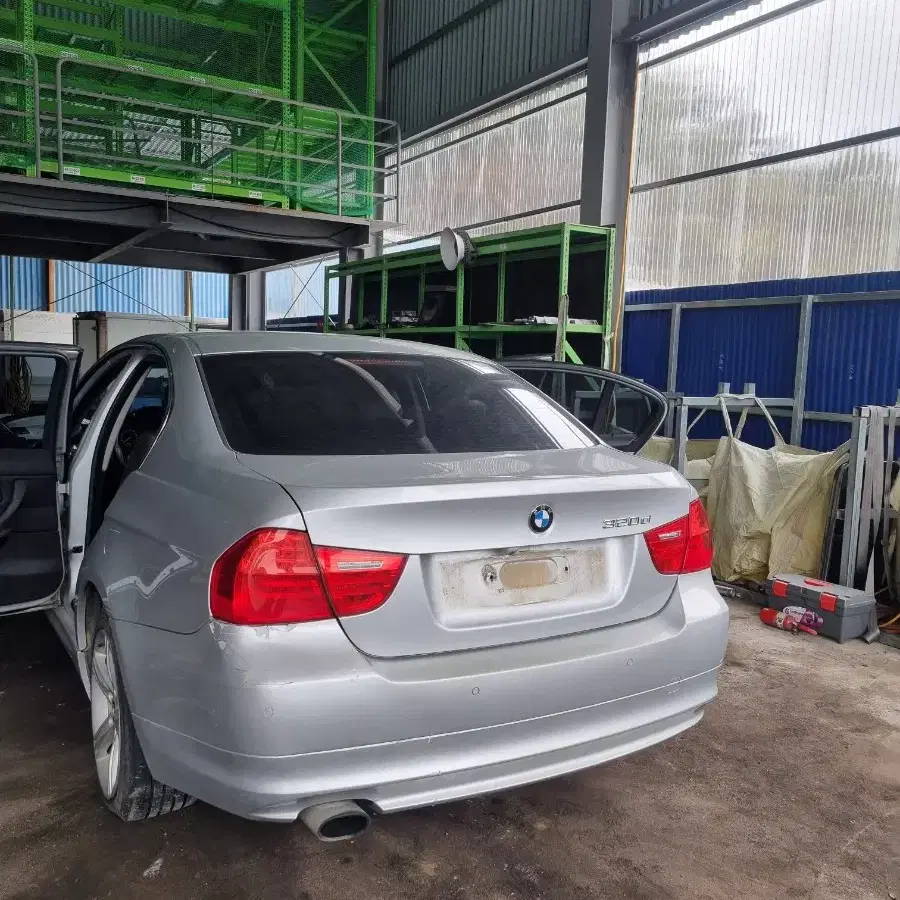 2008년식 BMW320D 각개합니다