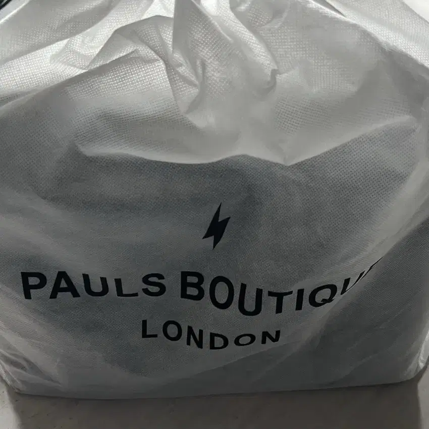 PAULS BOUTIQUE 폴스부띠끄 라지백