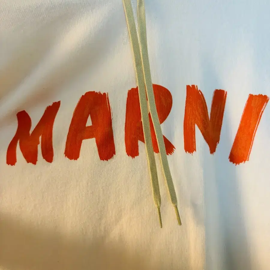 마르니 marni 후드 티셔츠 46 사이즈