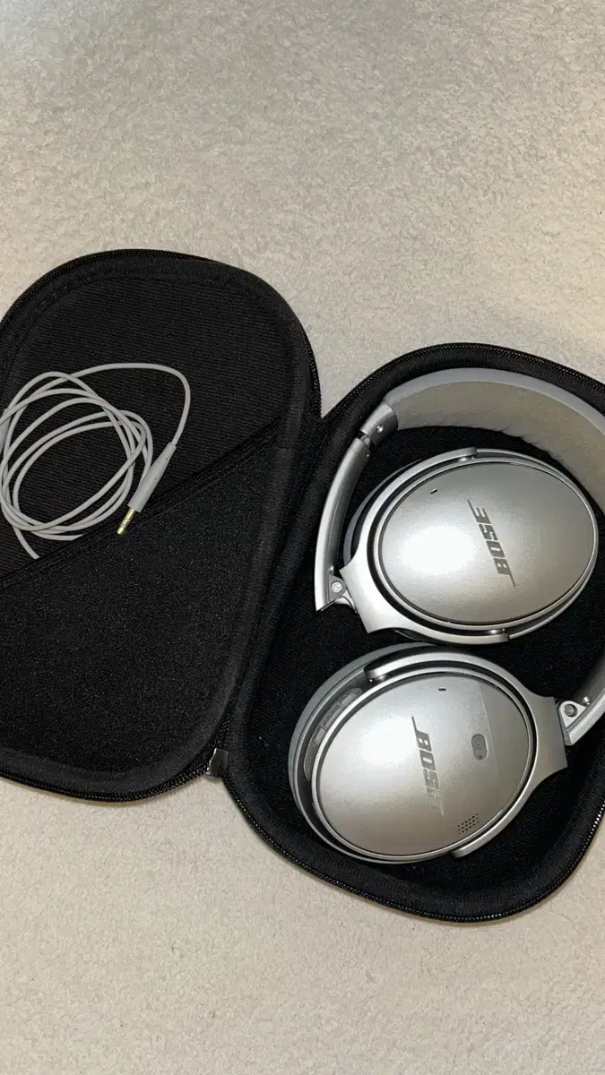 Bose QuietComfort 35 Series II 실버