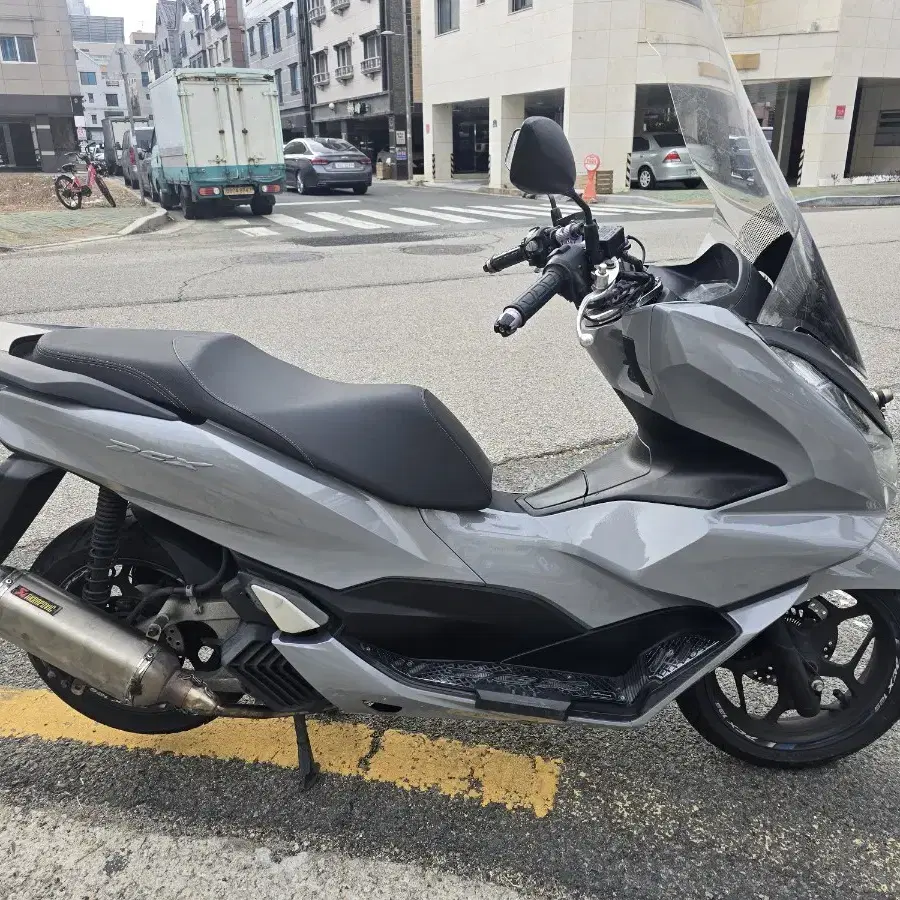 22년 pcx125ABS 2만 중고오토바이엔맥스크루심알파uhr존테스vs1