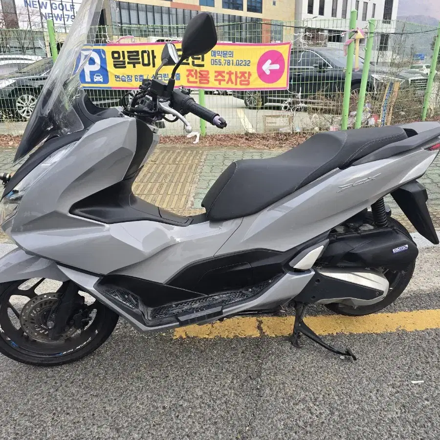 22년 pcx125ABS 2만 중고오토바이엔맥스크루심알파uhr존테스vs1