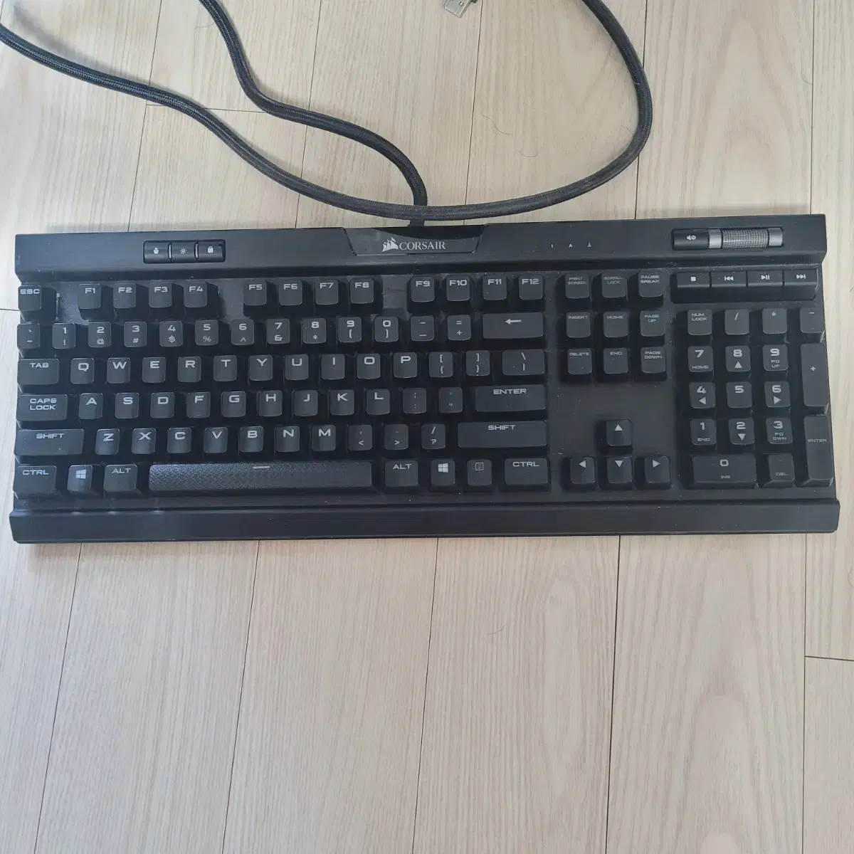 커세어 k70 mk.2 rgb 게이밍 키보드