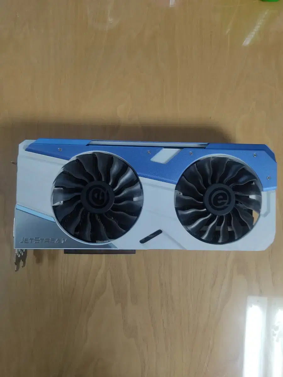 이엠텍GTX1080 8G 제트스트림 그래픽카드