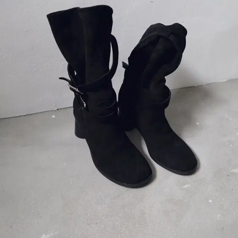 베이비 랩 belted crumble boot