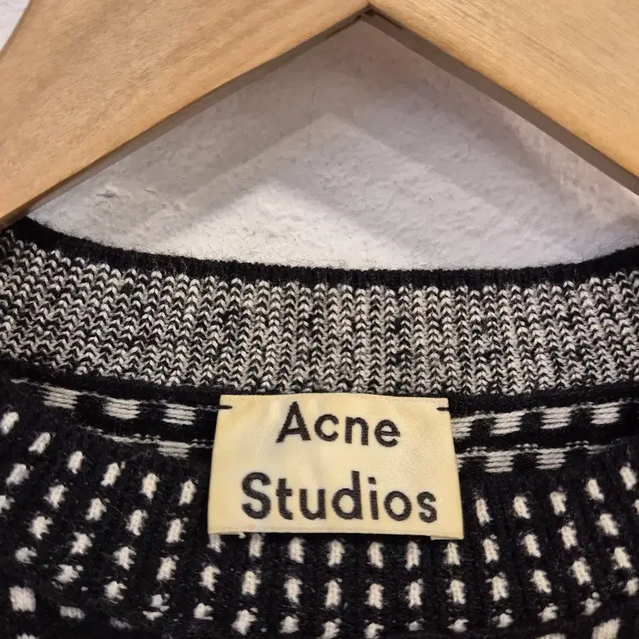 Acne Studios 니트