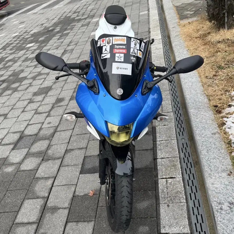 스즈키 gsxr-125 흰파