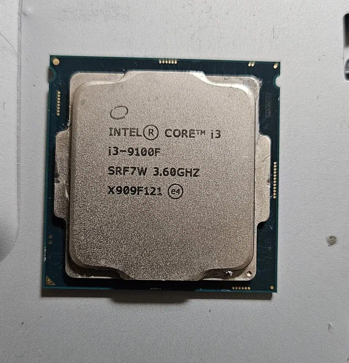 cpu i3 9200f