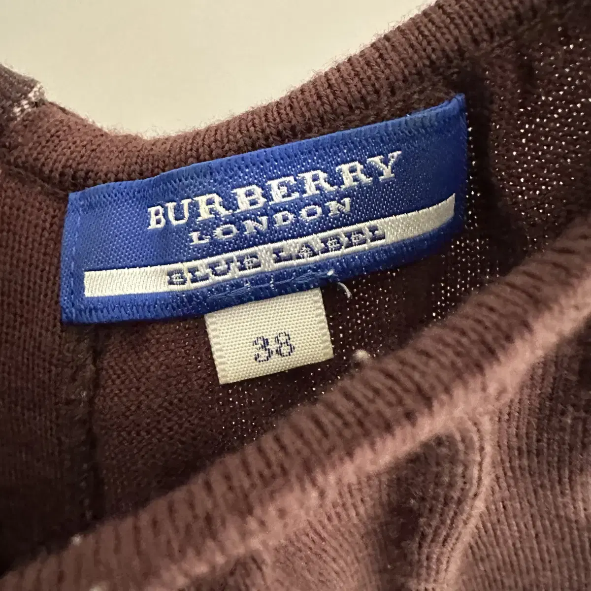 버버리 블루라벨 burberry 로고 칠부 니트 티셔츠