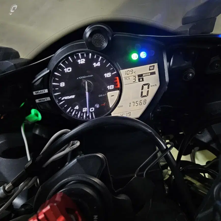 야마하 YZF R6 20년식 1.7만키로 무사고 무꿍 풀튜닝 판매합니다