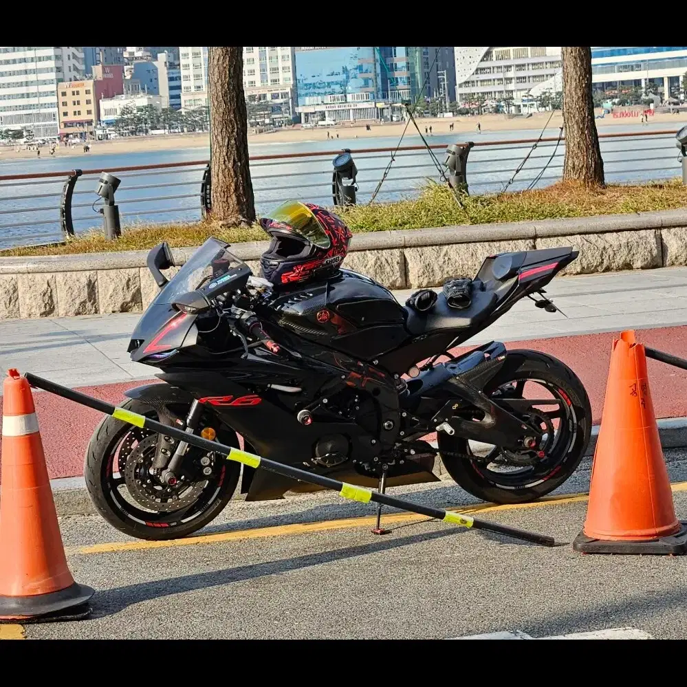 야마하 YZF R6 20년식 1.7만키로 무사고 무꿍 풀튜닝 판매합니다