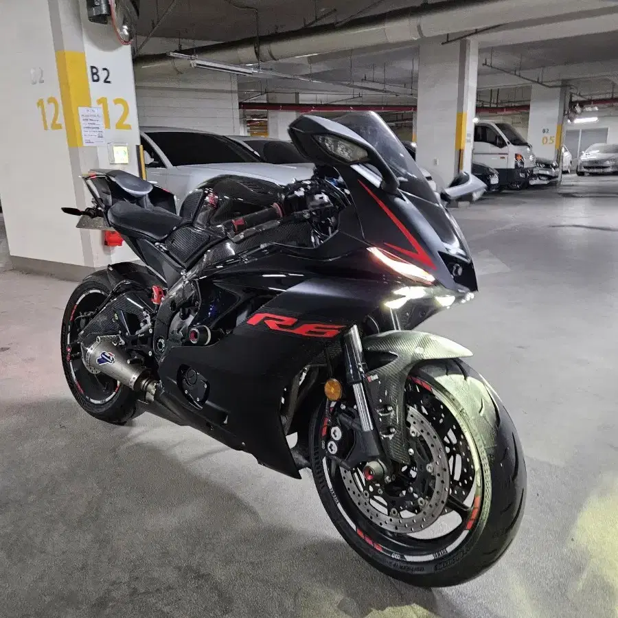 야마하 YZF R6 20년식 1.7만키로 무사고 무꿍 풀튜닝 판매합니다