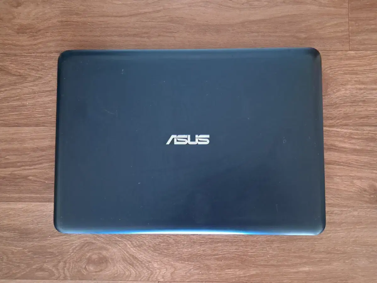 ASUS 14.1" 노트북 2GB, SSD120G, WINDOW10