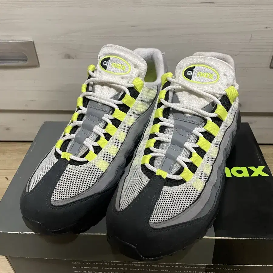 [260] airmax 95 og neon yellow 2020