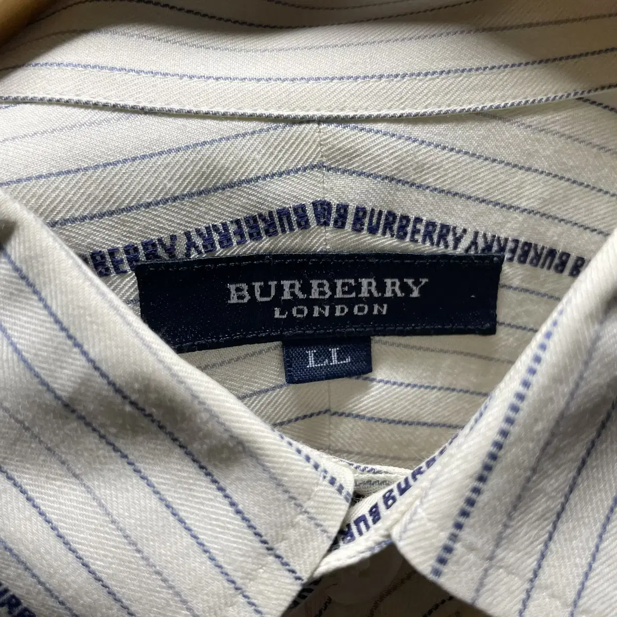 Burberry 버버리 스펠아웃 로고 셔츠