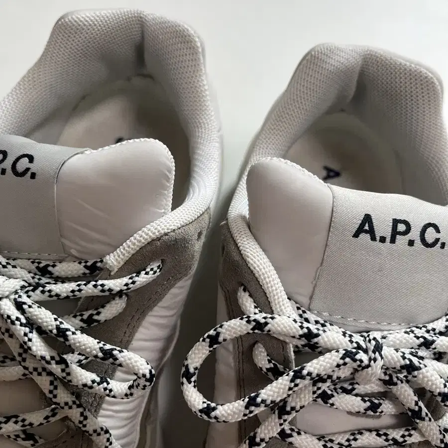 아페쎄 apc 러닝 270