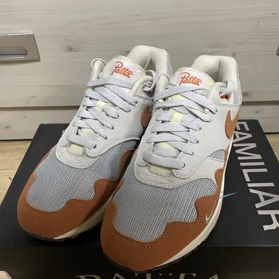 [255] patta airmax1 monarch