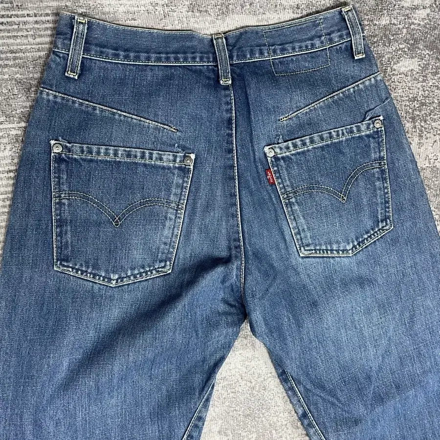 Europe Levis 엔지니어드