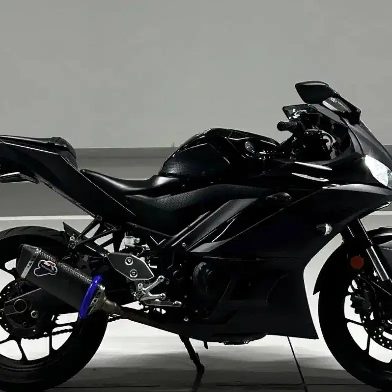 YAMAHA/YZF-R3 20년식 떼르미뇨니 구변완료