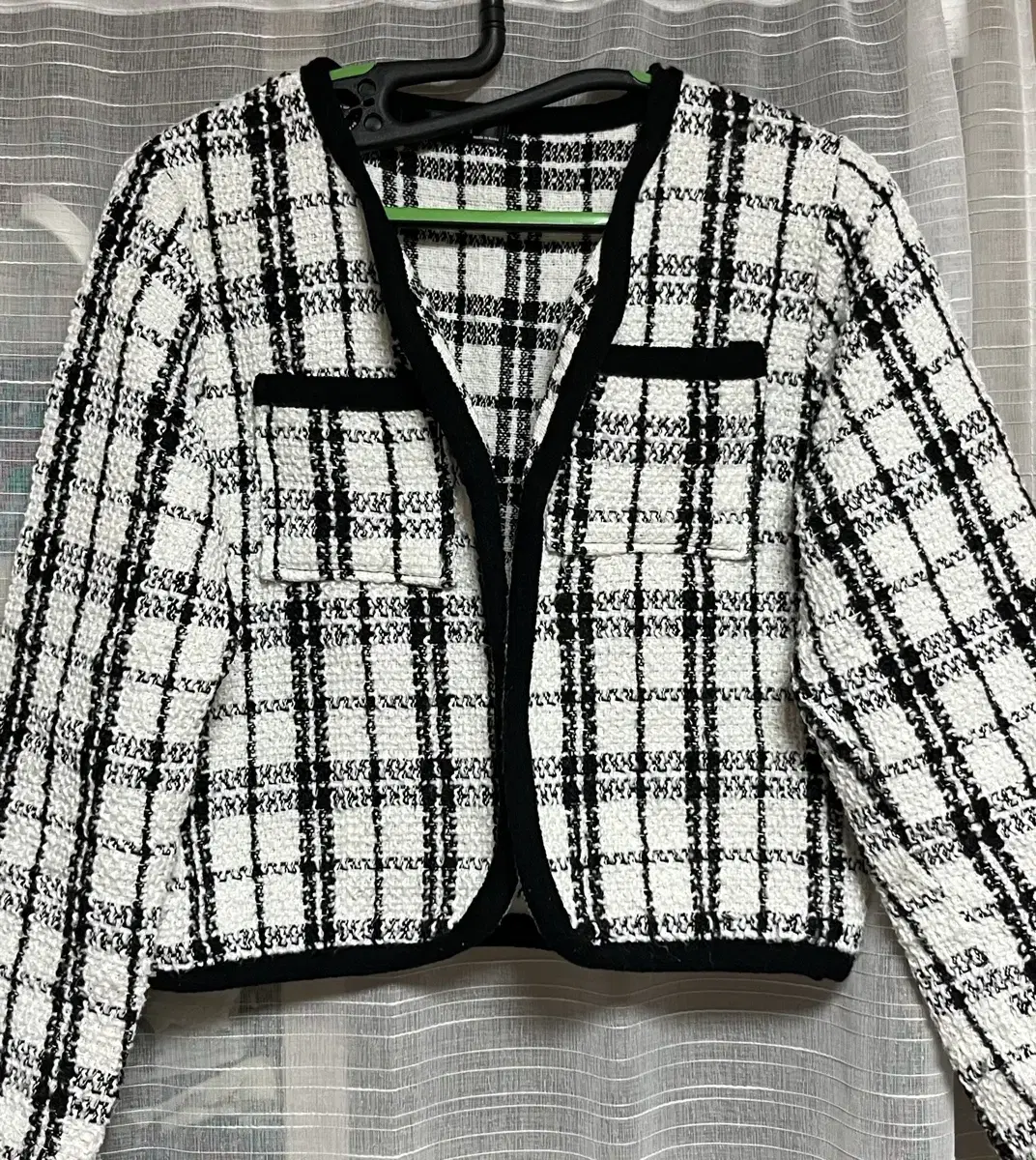 Tweed jacket cheaply per pop