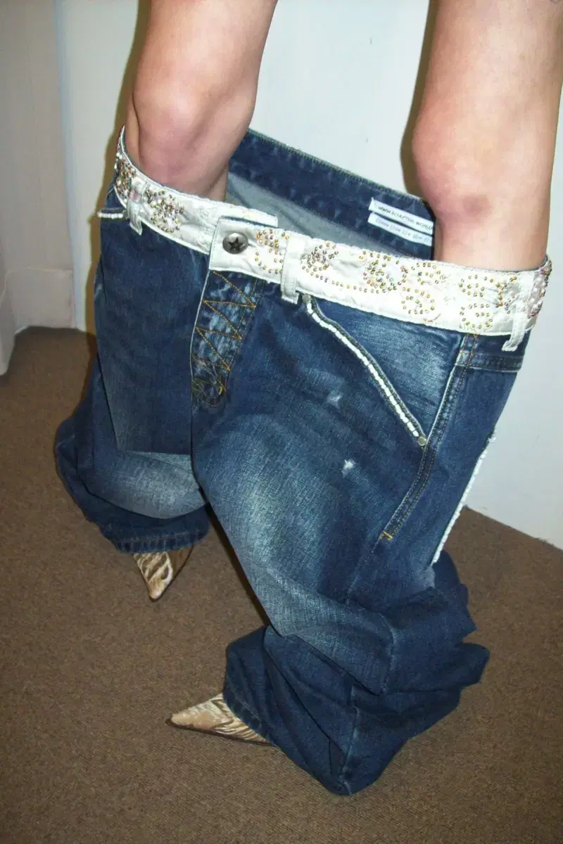 스컬프터 sculptor Beaded Waist Denim Pants