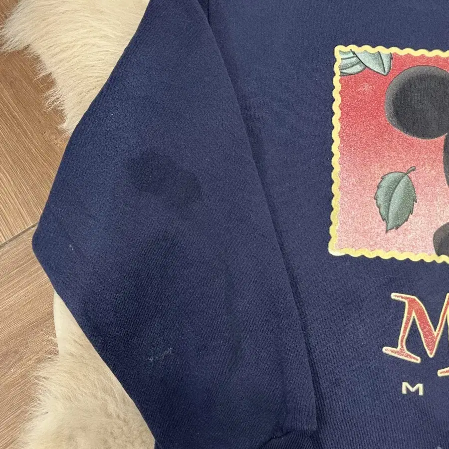 90s Mickey Mouse sweat shirt