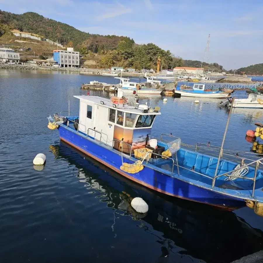 레져선 3.52톤 선외기 300마력 판매합니다