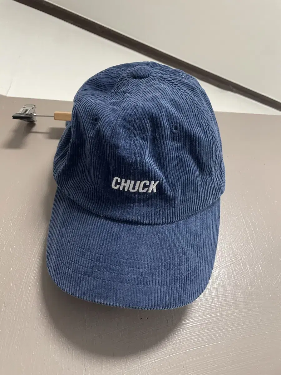 Chuck hat Corduroy hat