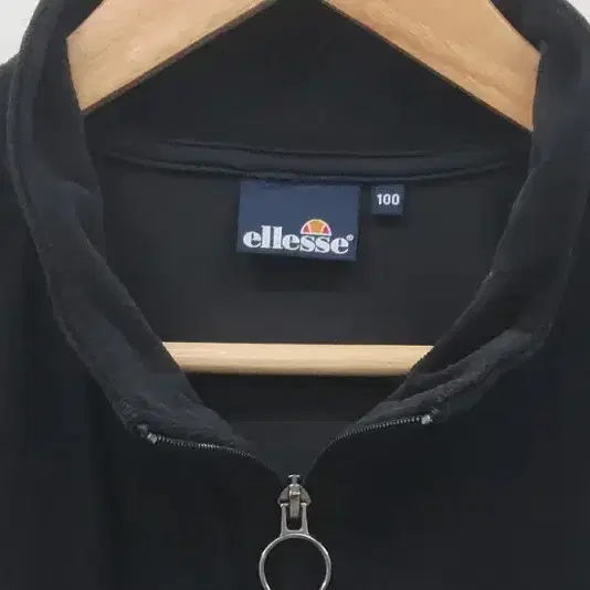 Ellesse 엘레세 블랙 자켓 공용 100 A400