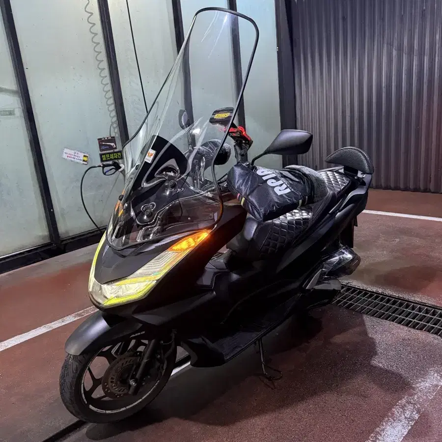 pcx21년식