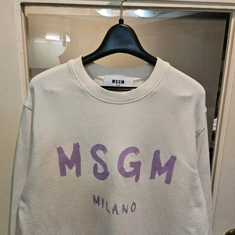 MSGM 레터링 맨투맨 L