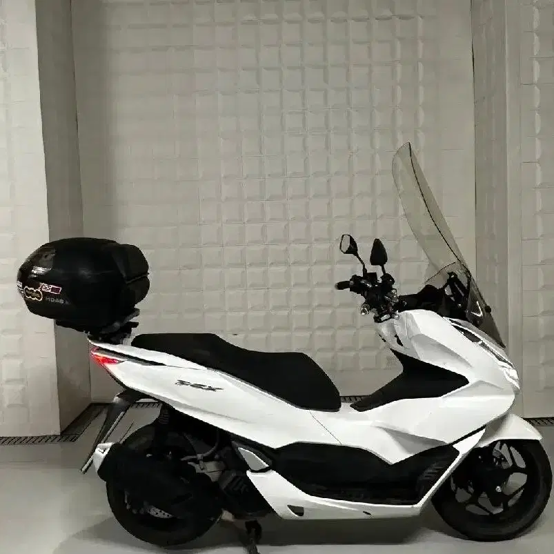 Pcx125 ABS  22년식 배달세팅 판매합니다.