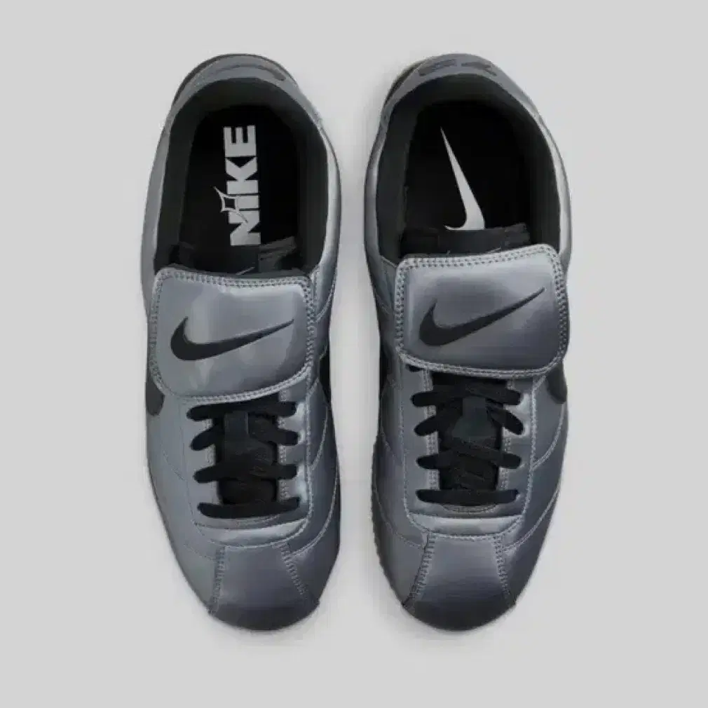 나이키 nike 코르테즈 레더 메탈릭 쿨 그레이 255