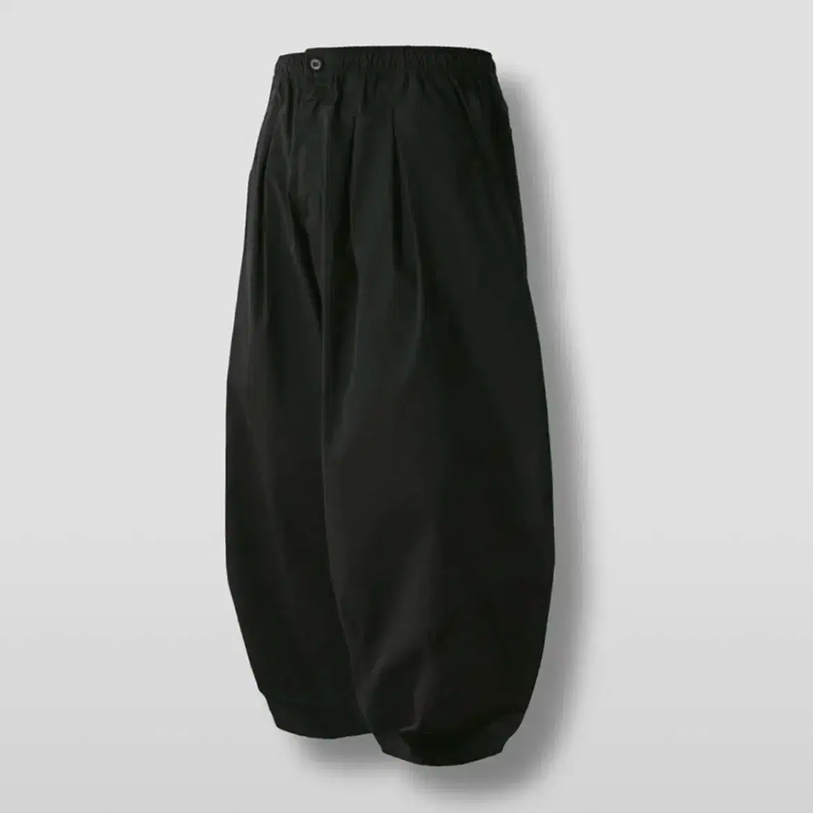 앵글런 Essential Easy Balloon Pants - Black