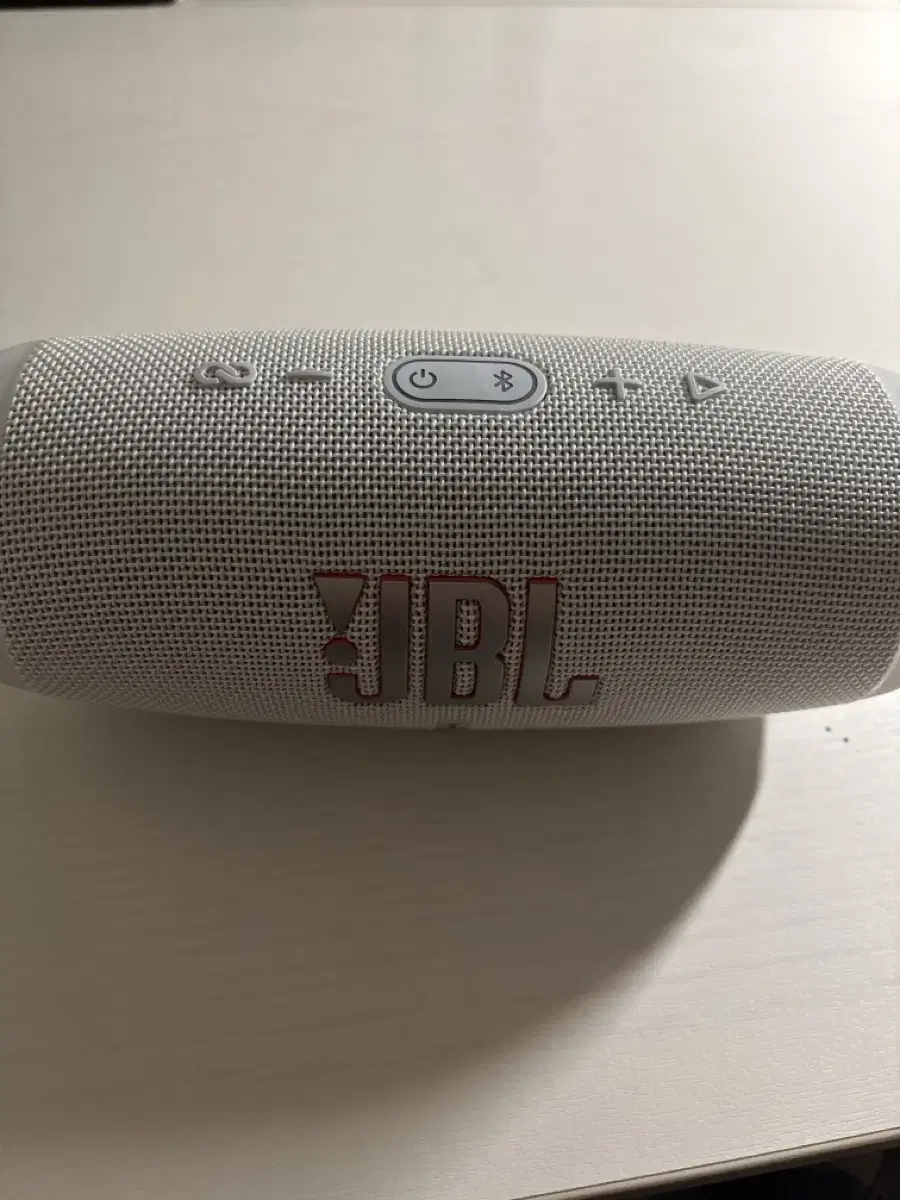 JBL charge 5