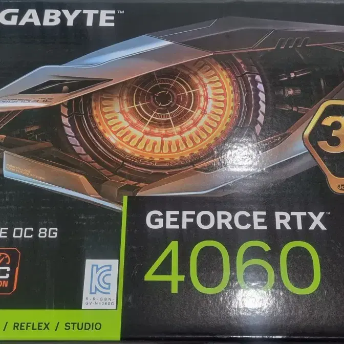 기가바이트 RTX4060 WINDFORCE 8GB 제이씨현