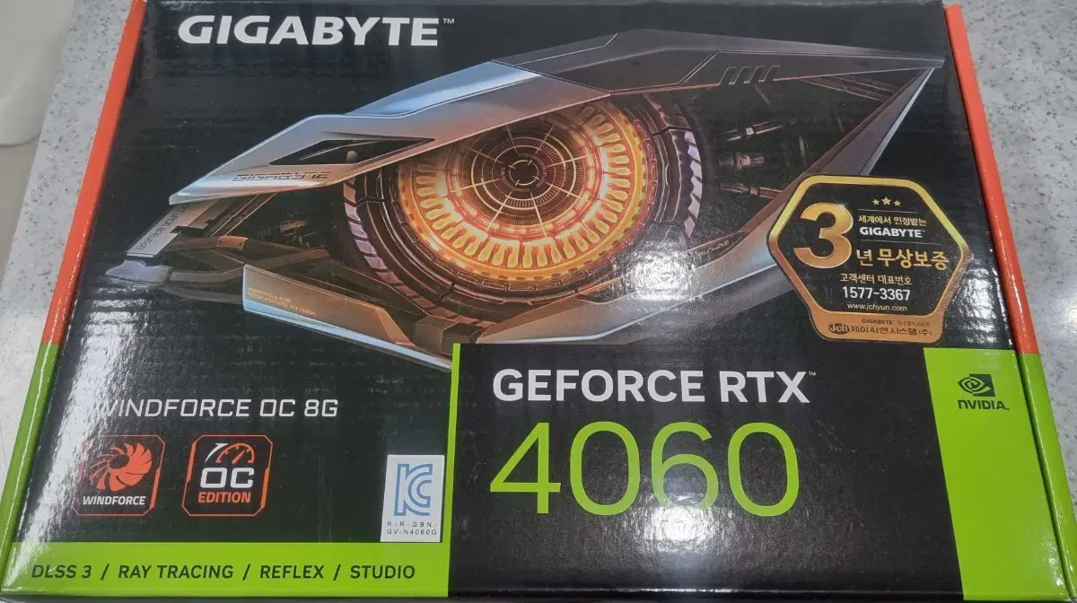 기가바이트 RTX4060 WINDFORCE 8GB 제이씨현