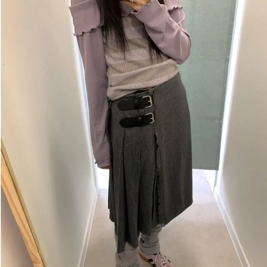 페인티드우드 wool pleats belt skirt