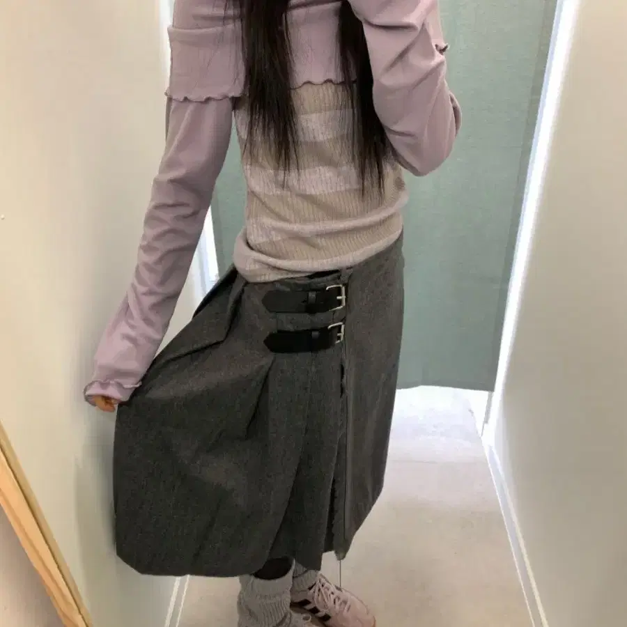 페인티드우드 wool pleats belt skirt