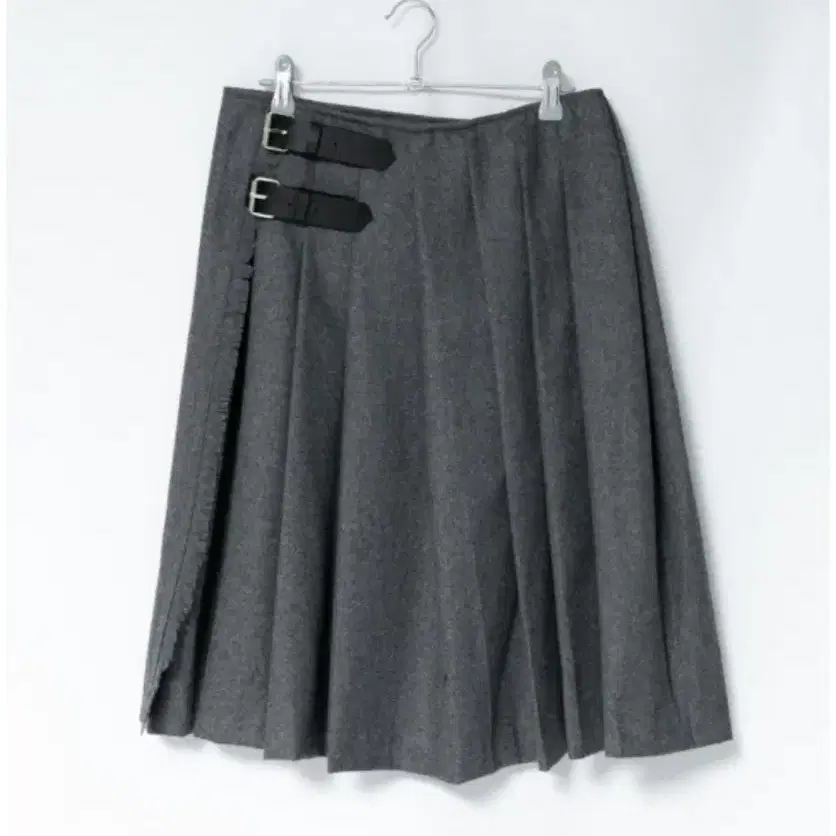 페인티드우드 wool pleats belt skirt