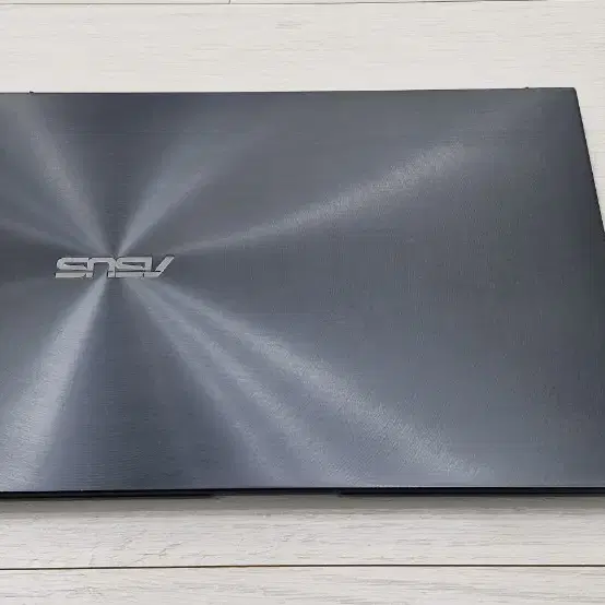 ASUS Zenbook 14X OLED UX5401E