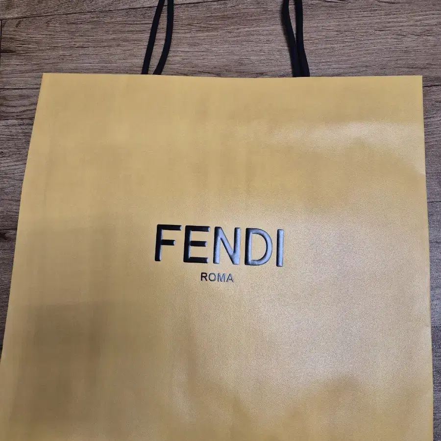 Fendi 펜디 쇼핑백