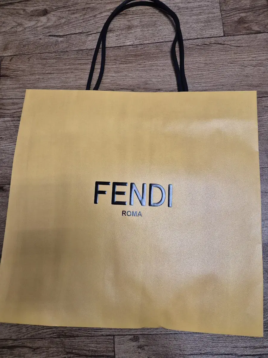 Fendi 펜디 쇼핑백