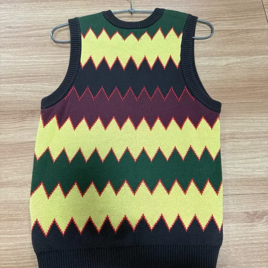 Stussy HAYDEN SWEATER VEST 스투시 조끼 베스트