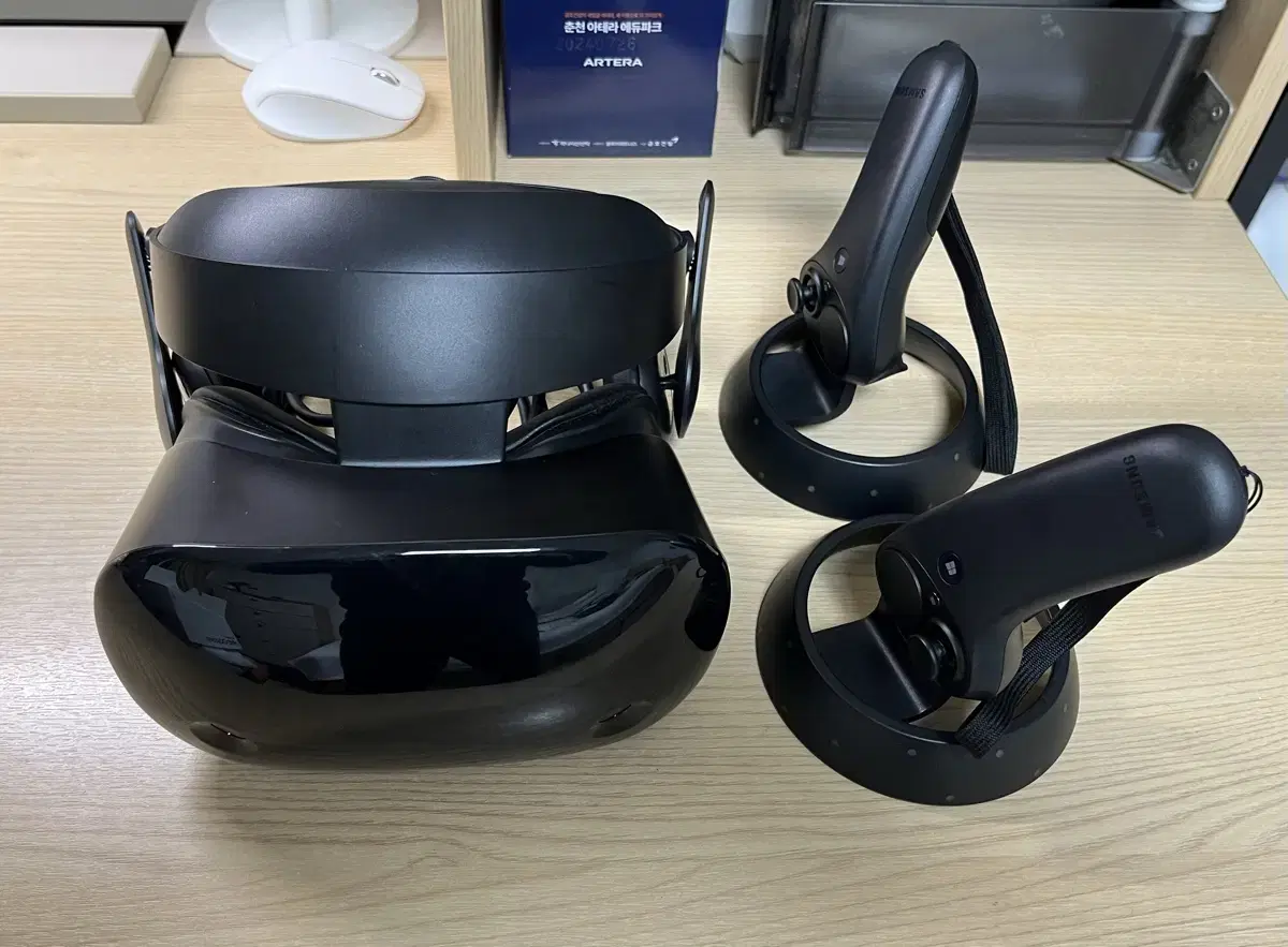 삼성 HMD Odyssey 오디세이 vr