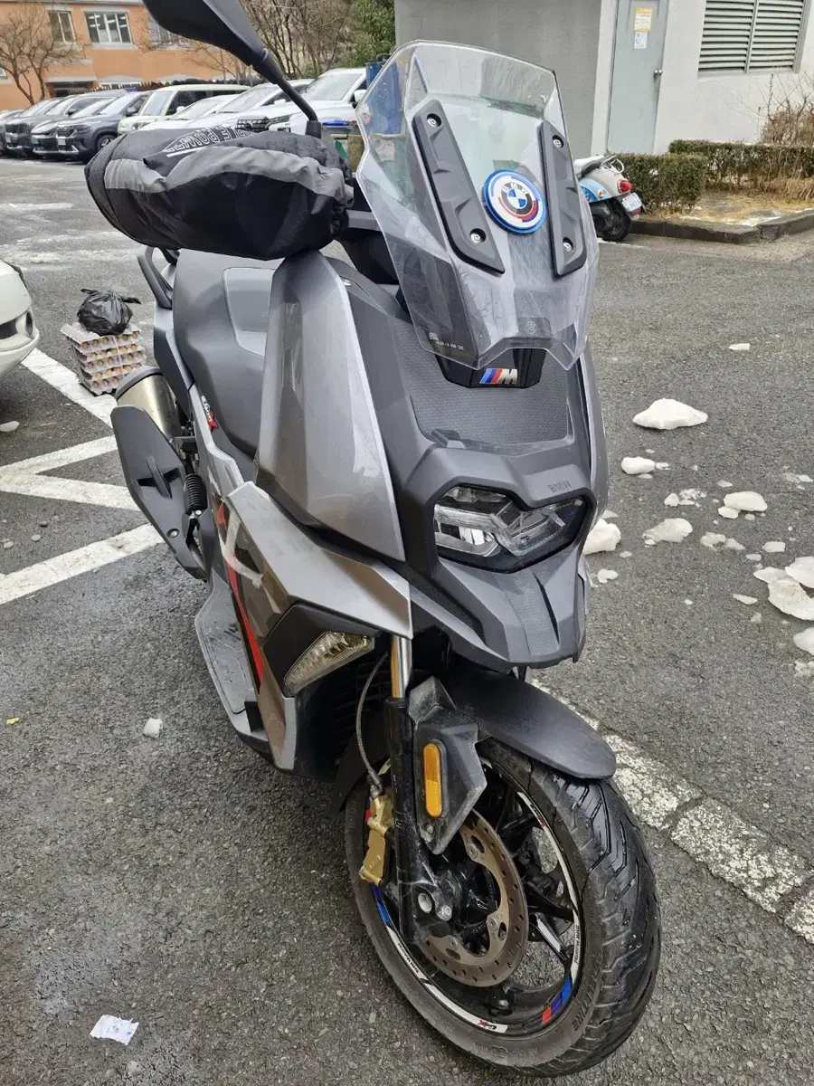 Bmw c400 x 23년식 짧은 키로수