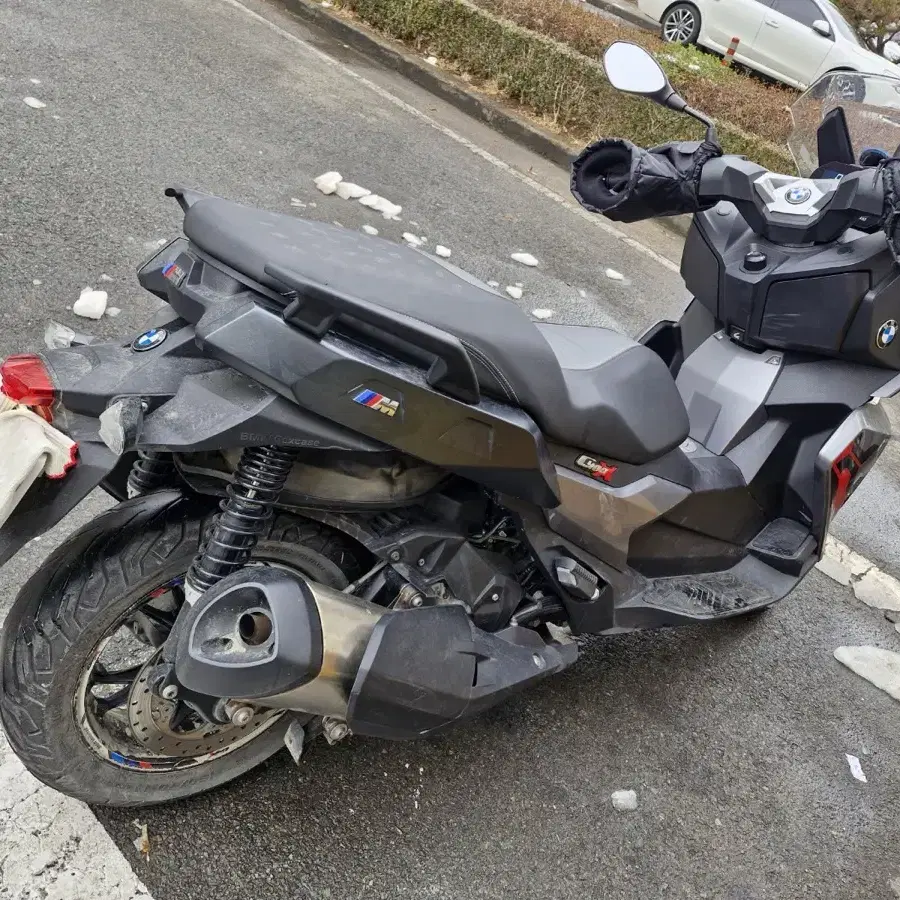 Bmw c400 x 23년식 짧은 키로수