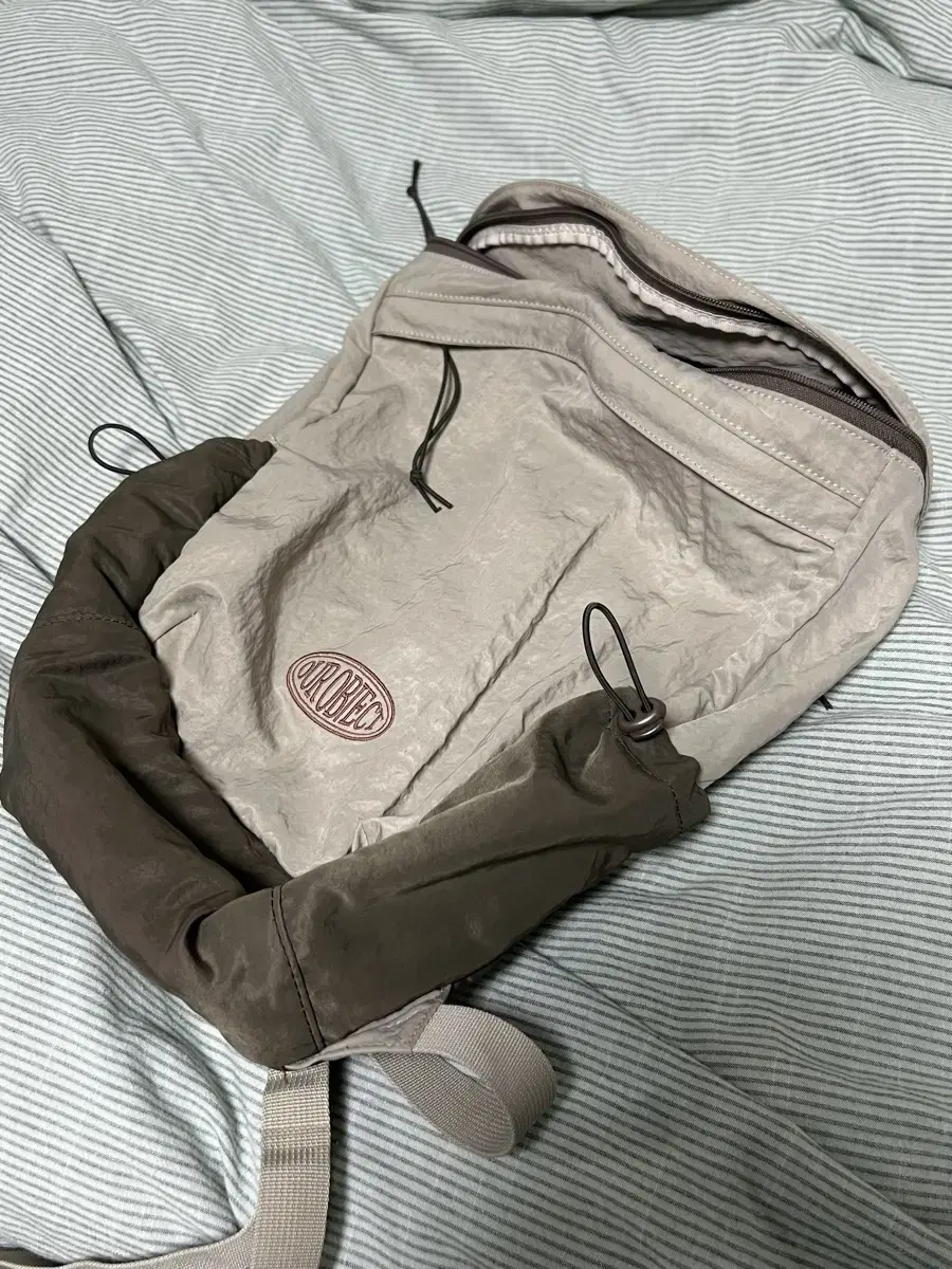 아우로 백팩 ADVENTURE BACKPACK BEIGE