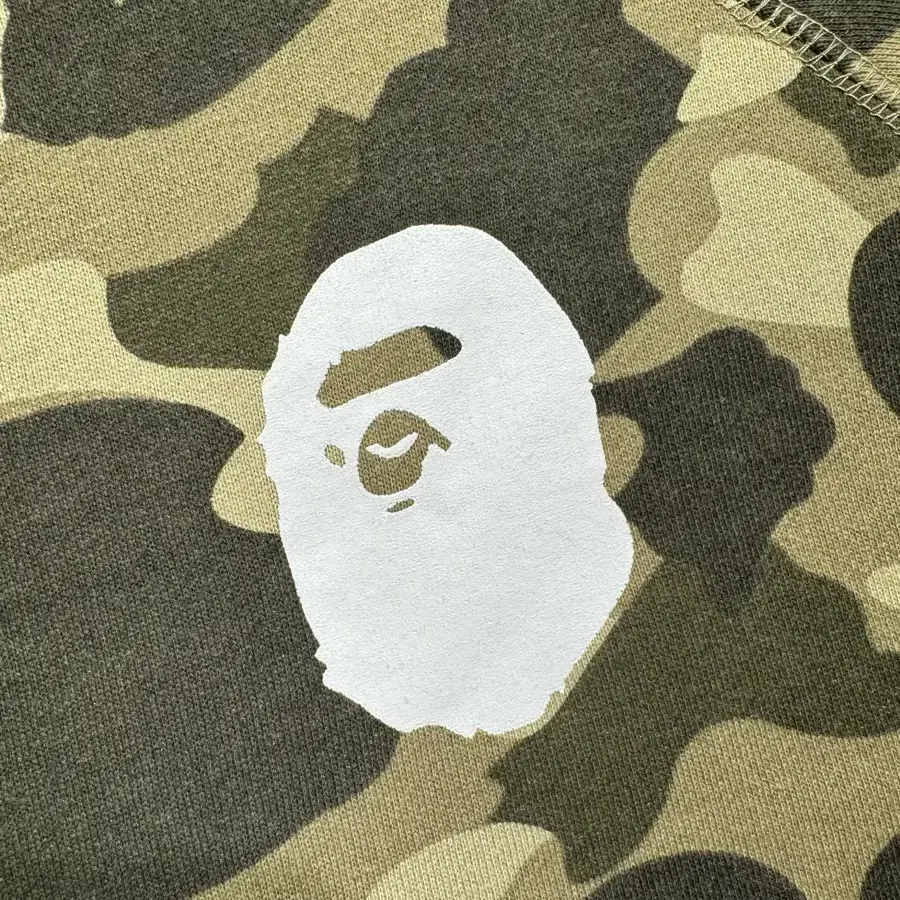 Bape 베이프 카모 녹계 맨투맨