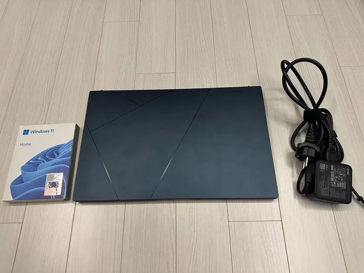 Asus Zenbook 2023 15인치 폰더블루 팝니다(정품키포함)